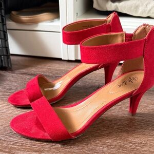 Style & Co red heel